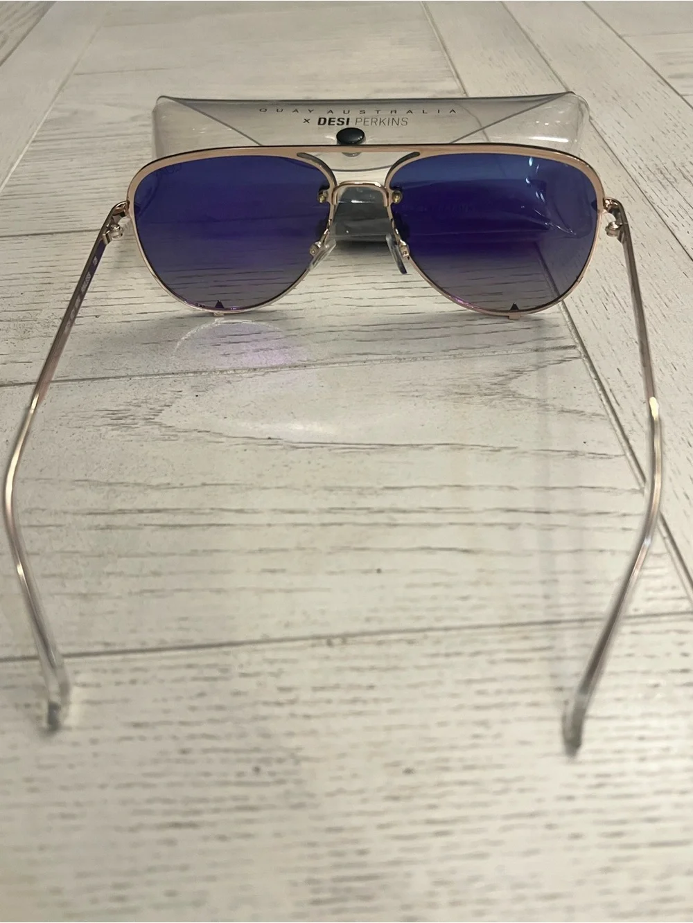 Quay Australia x Desi Perkins “High Key” Blue Gradient Aviator Sunglasses-NWT!